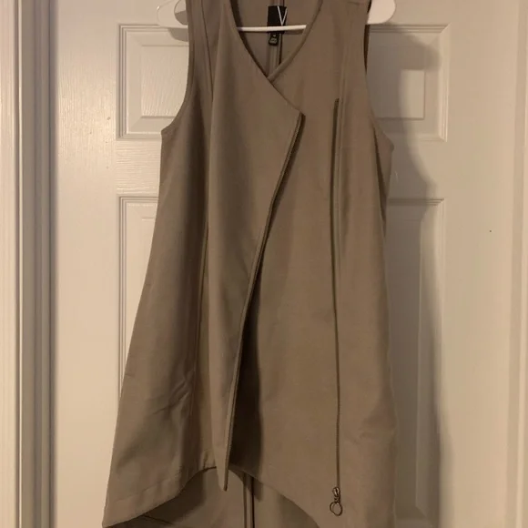 Jacket - Picture 2 of 4